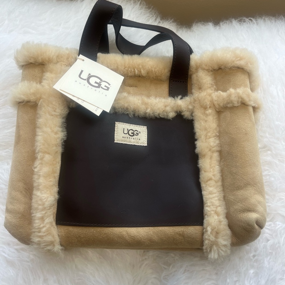 NWT $250 UGG Grab Bag - minor stratches